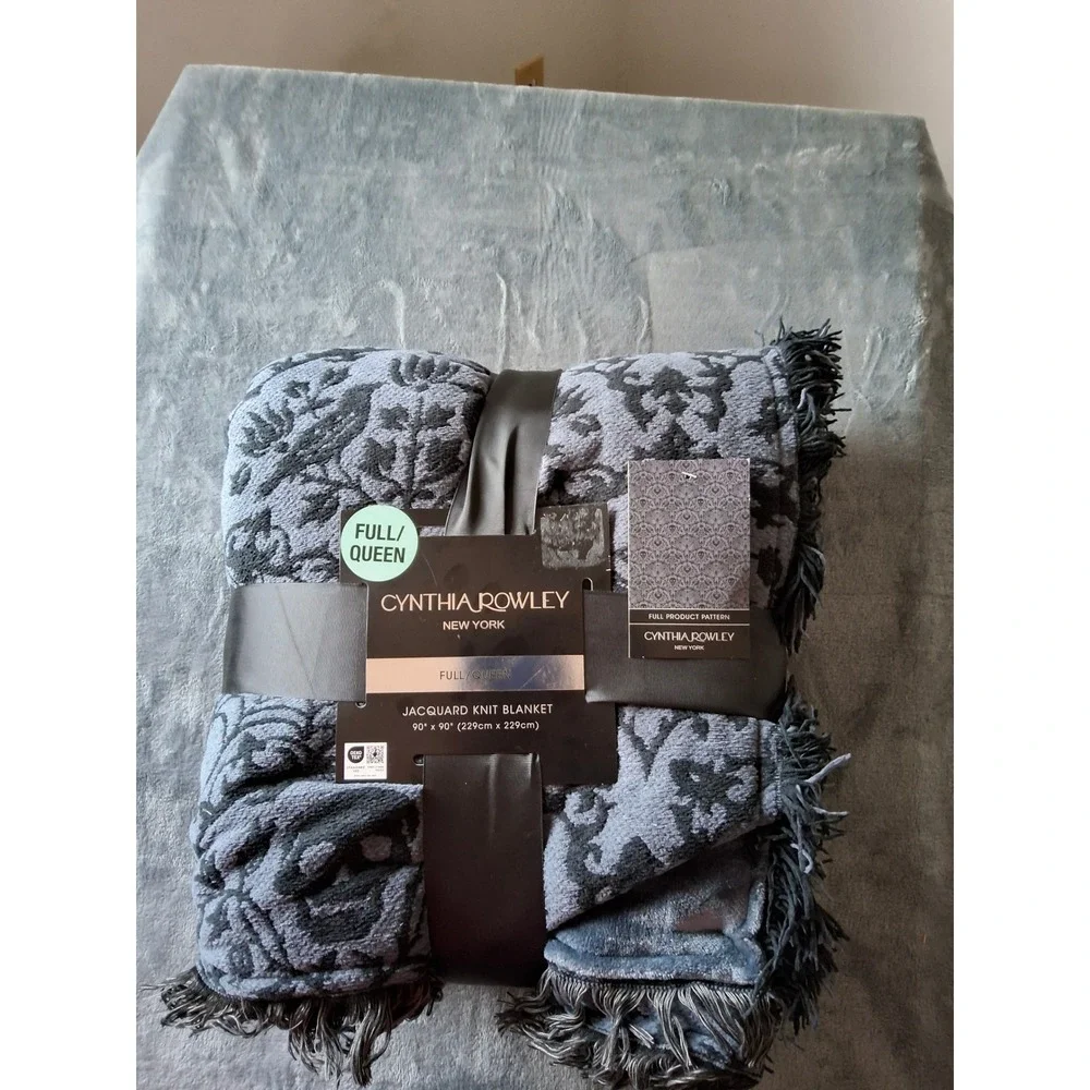 Cynthia Rowley Skull Damask Jacquard Knit Blanket Grey Black Full Queen 90x90